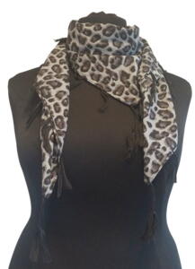 XGirlz tørklæde (Gråt m. sort leopard mønster)