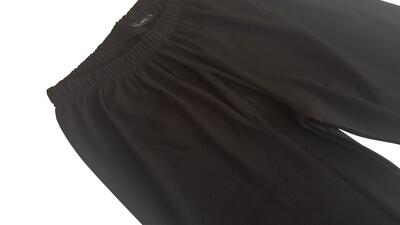 Sorte bukser løs model m. stretch - Handberg